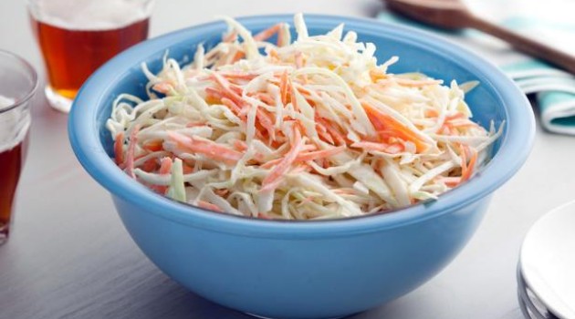 Beyaz Lahana (Coleslaw) Salatası
